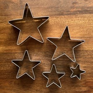 Williams Sonoma Five Piece Star Pastry/Cookie Cutter Set